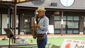 「チャーリー栗原」各種管楽器のマラソン演奏 「チャーリー栗原」各種管楽器のマラソン演奏