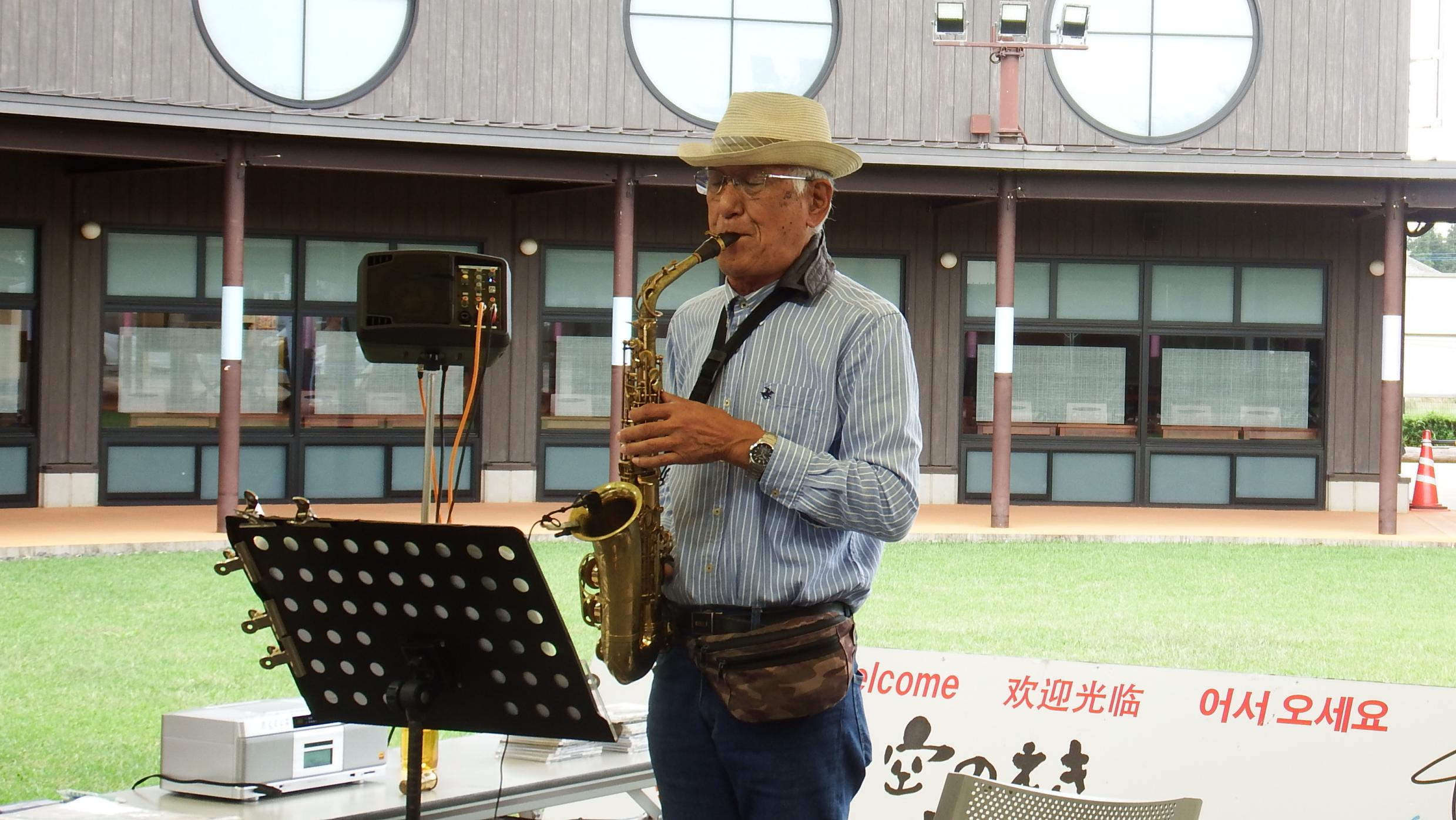 アルトサックス写真1 アルトサックス写真1