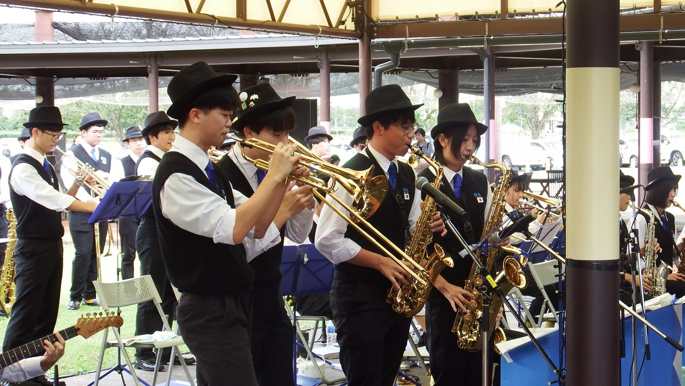 ブルービギナーズ写真4 ブルービギナーズ写真4