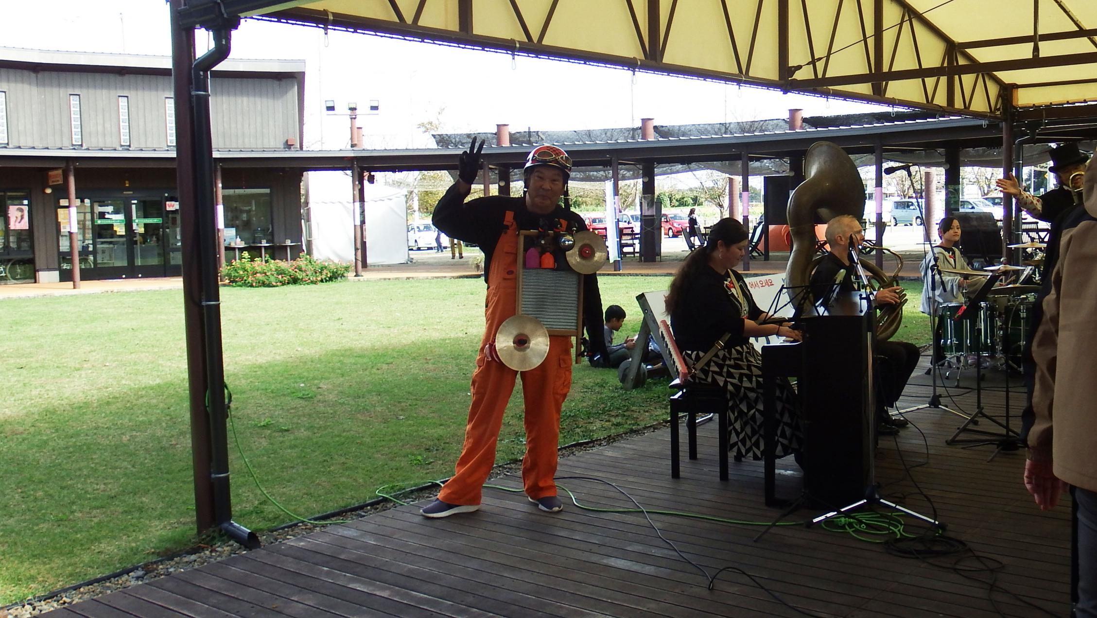 デキシーランブラーズ写真2 デキシーランブラーズ写真2