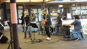 BLUE☆MOON&トラック展示会 BLUE☆MOON&トラック展示会