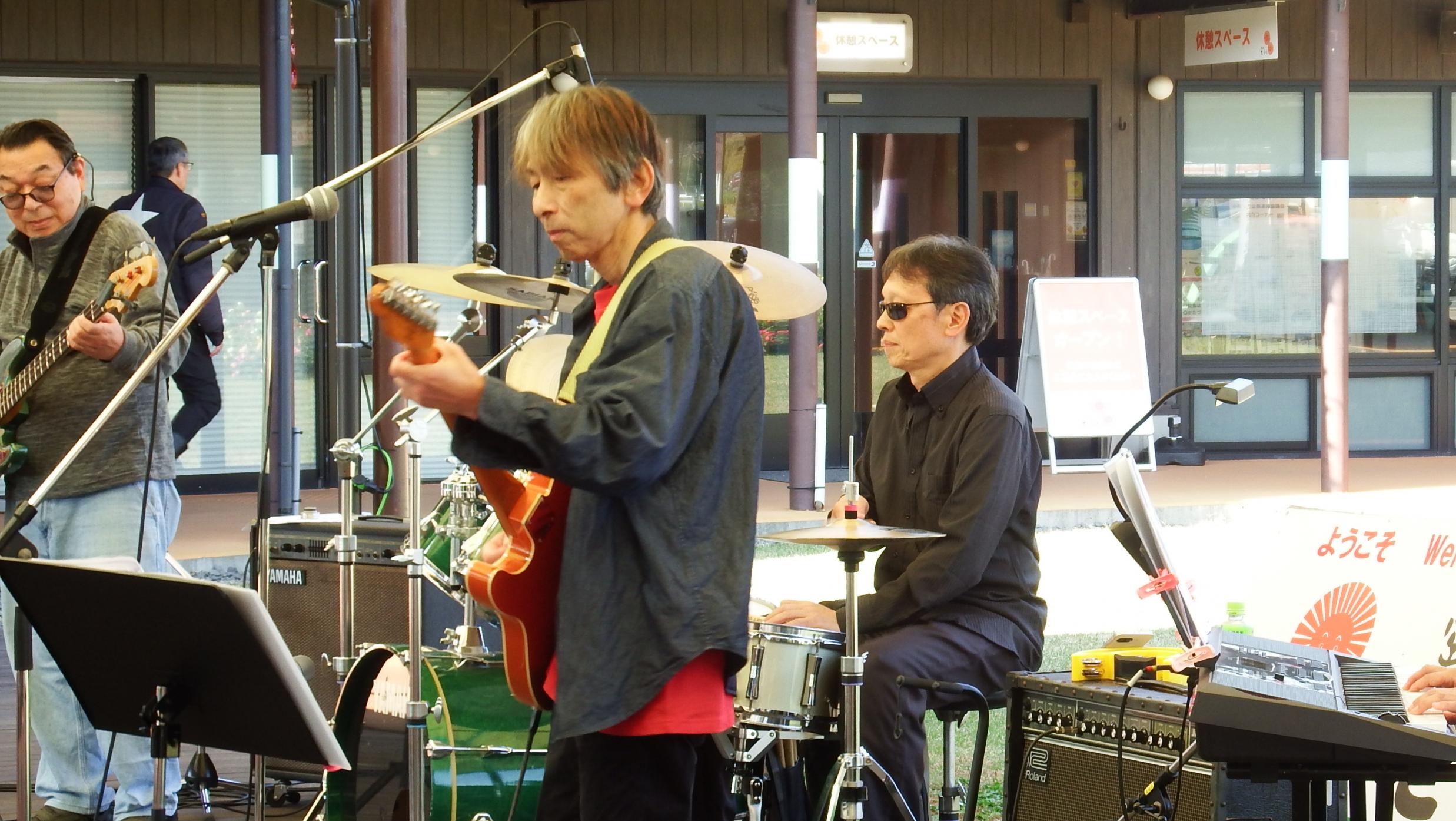 ブルームーン写真4 ブルームーン写真4