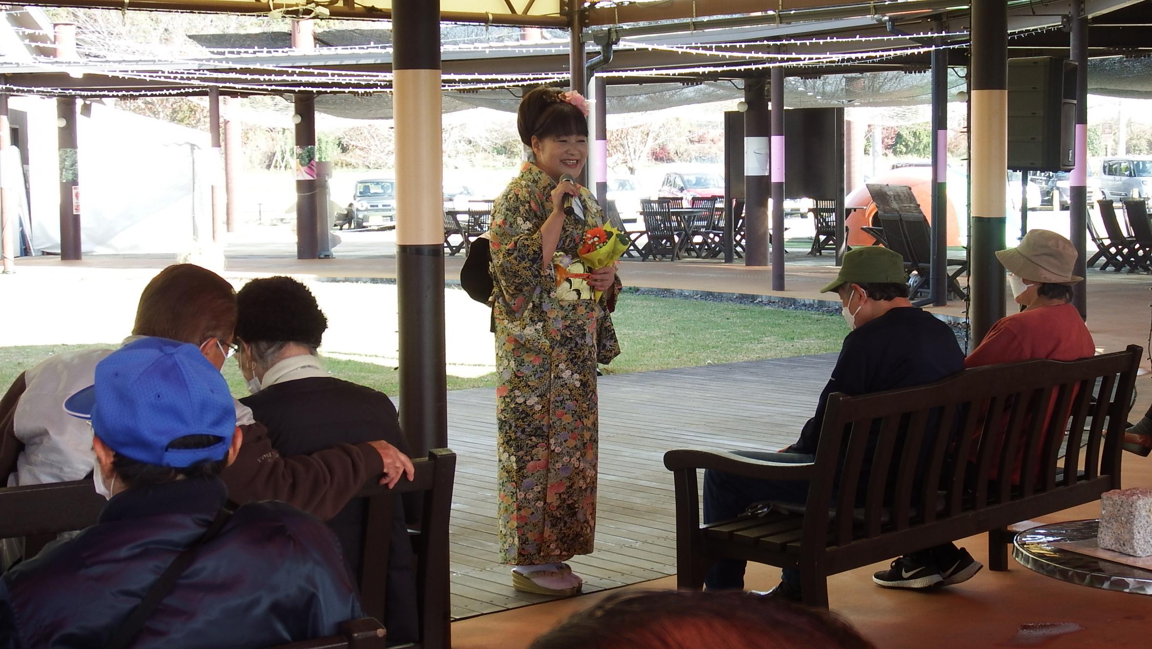 愛川れい子写真2 愛川れい子写真2