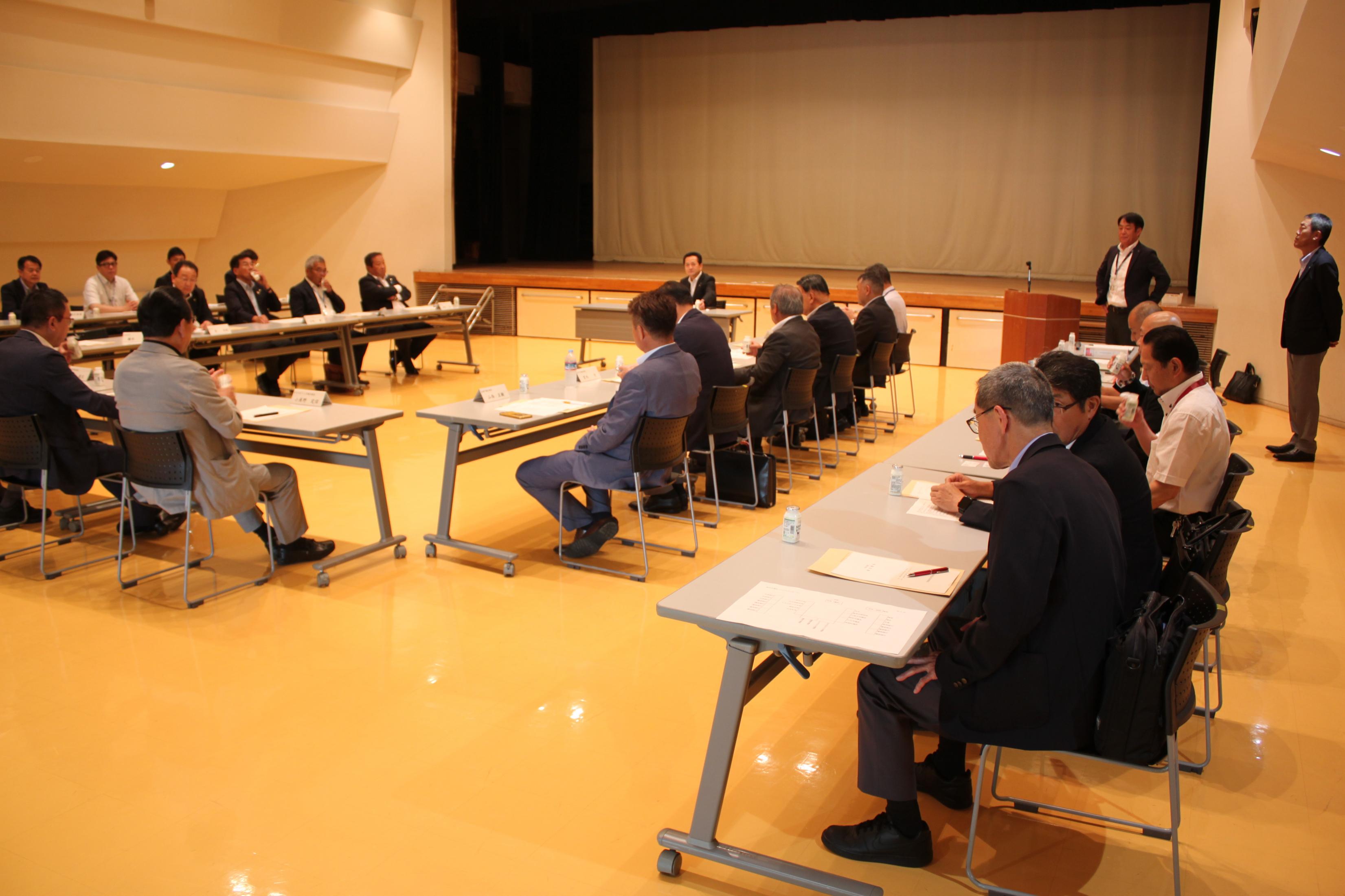 百里基地周辺市町協力会総会 百里基地周辺市町協力会総会