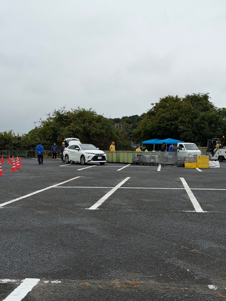 photo_20251026-092528（小型家電搬入様子2）